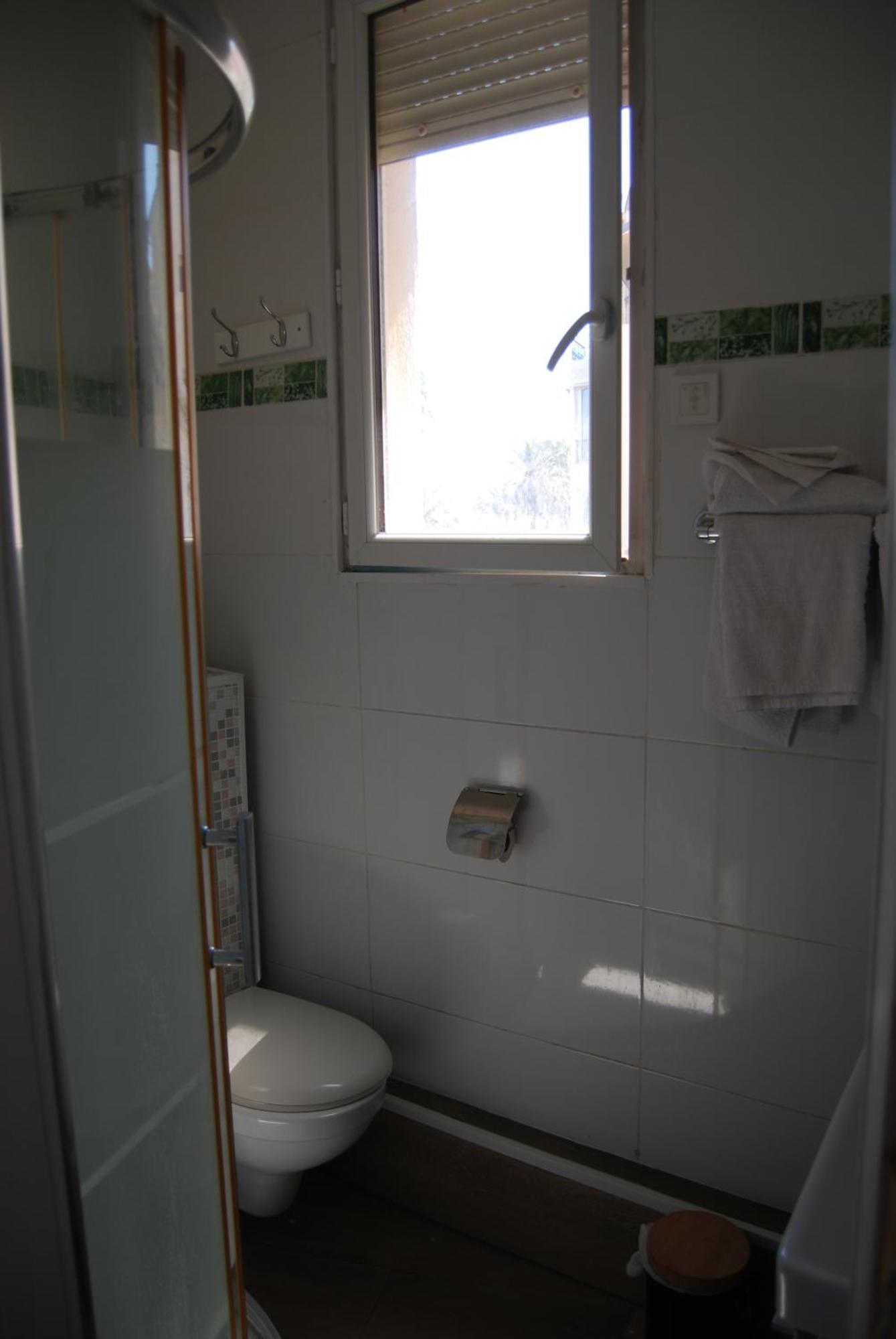 Hotell Azur 2*